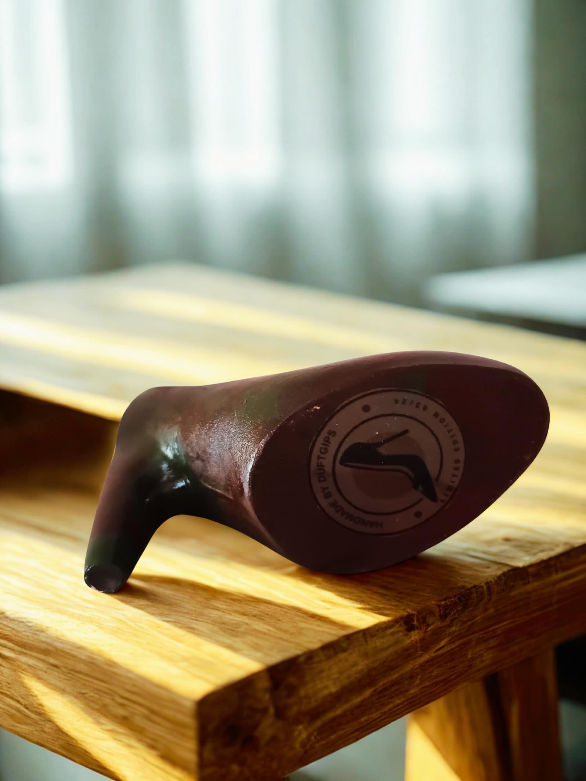 Unikat Nr. 3 – Exklusiver Gips-High Heel in Camouflage – Bild 2