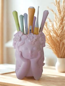 Blumenmädchen aus Gips – träumende DIY-Deko