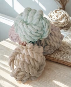 Duftstein „Wollknoll“ – handgegossen aus Gips